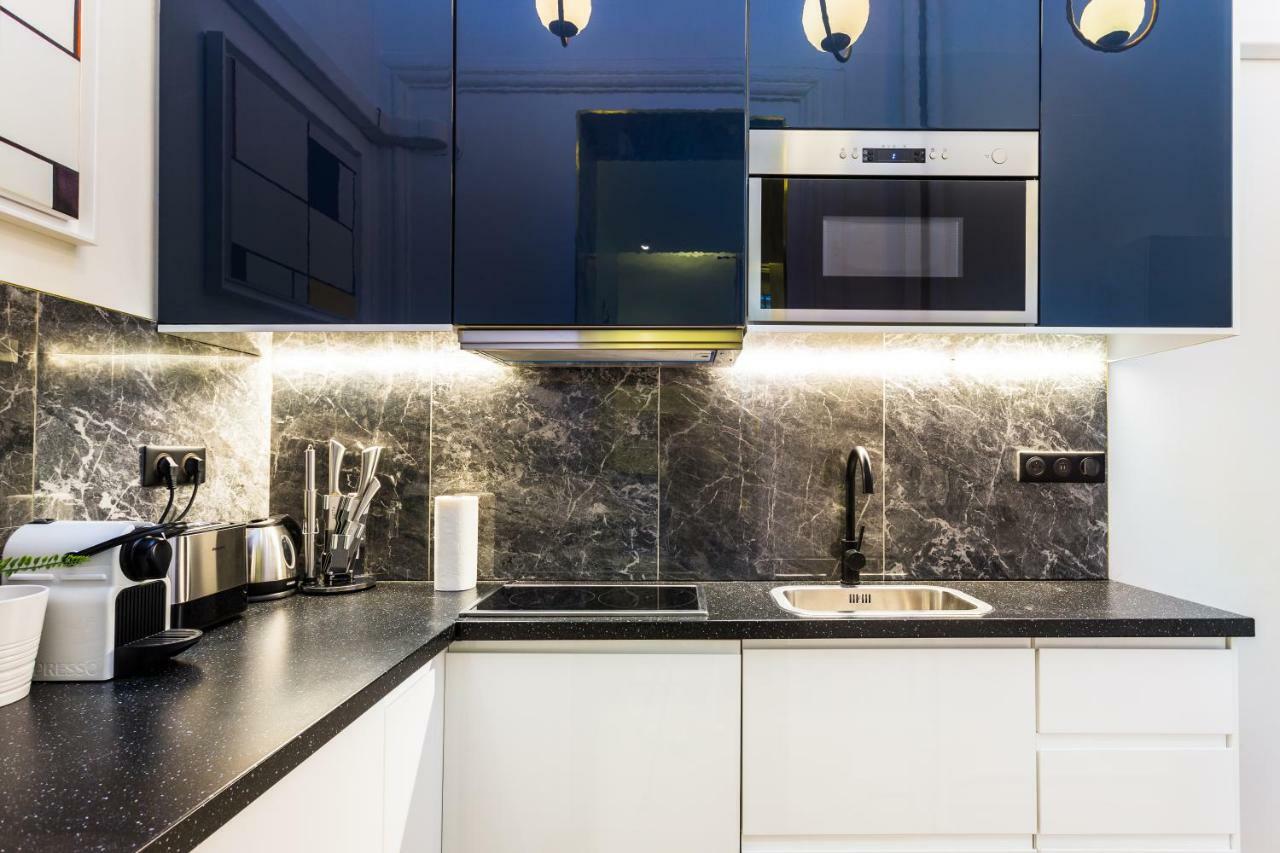 Moderne Apartment - 1Br-4P - Champs-Elysees ปารีส ภายนอก รูปภาพ